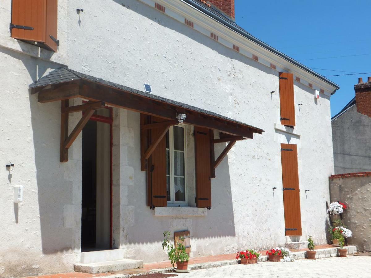 Hotel Les 4 Vents Vineuil  Exterior foto